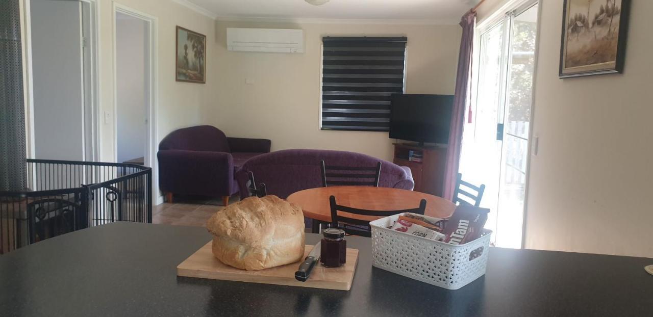Bed and Breakfast Dixiglen Farm Dixons Creek Экстерьер фото